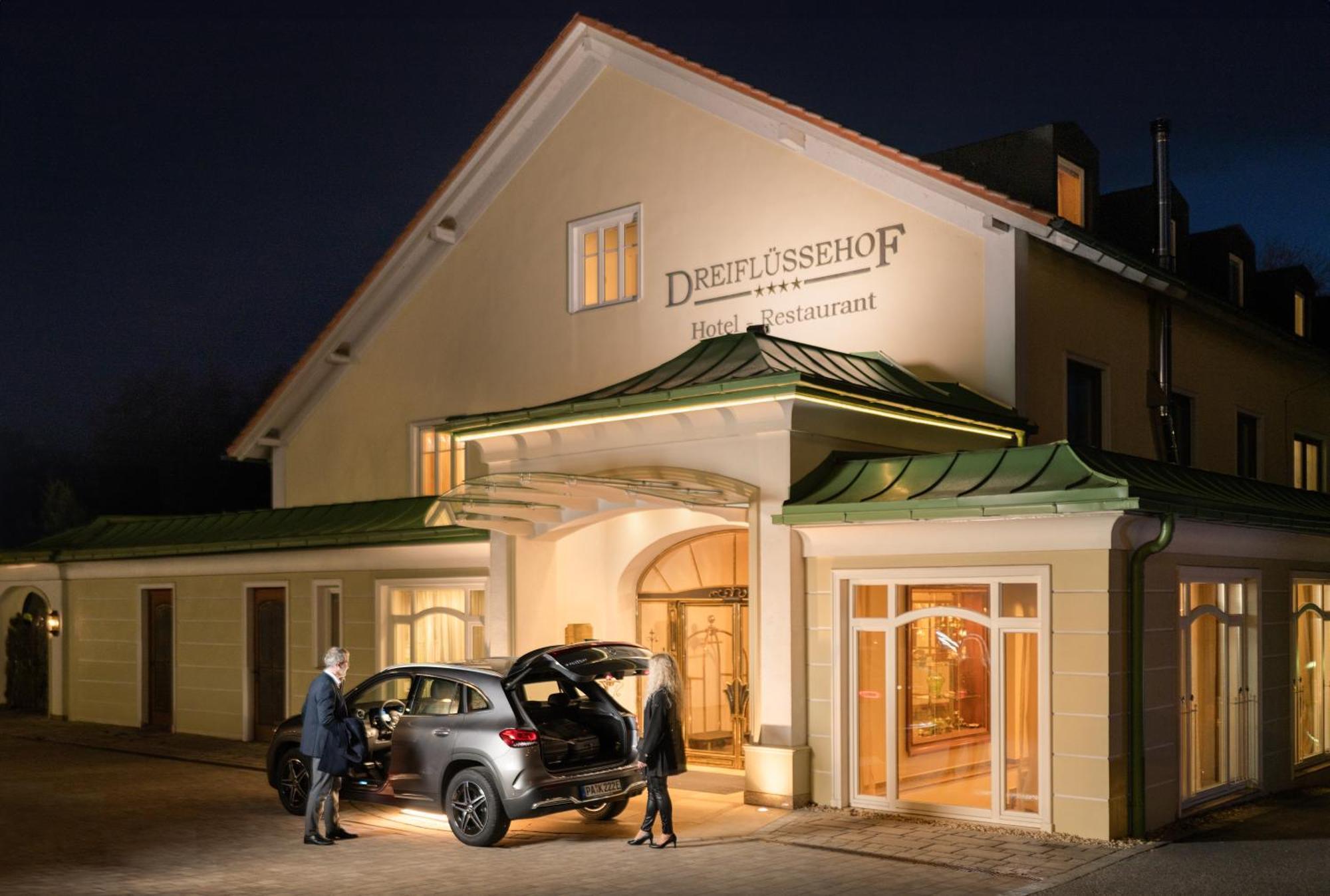 Hotel Dreifluessehof باساو المظهر الخارجي الصورة